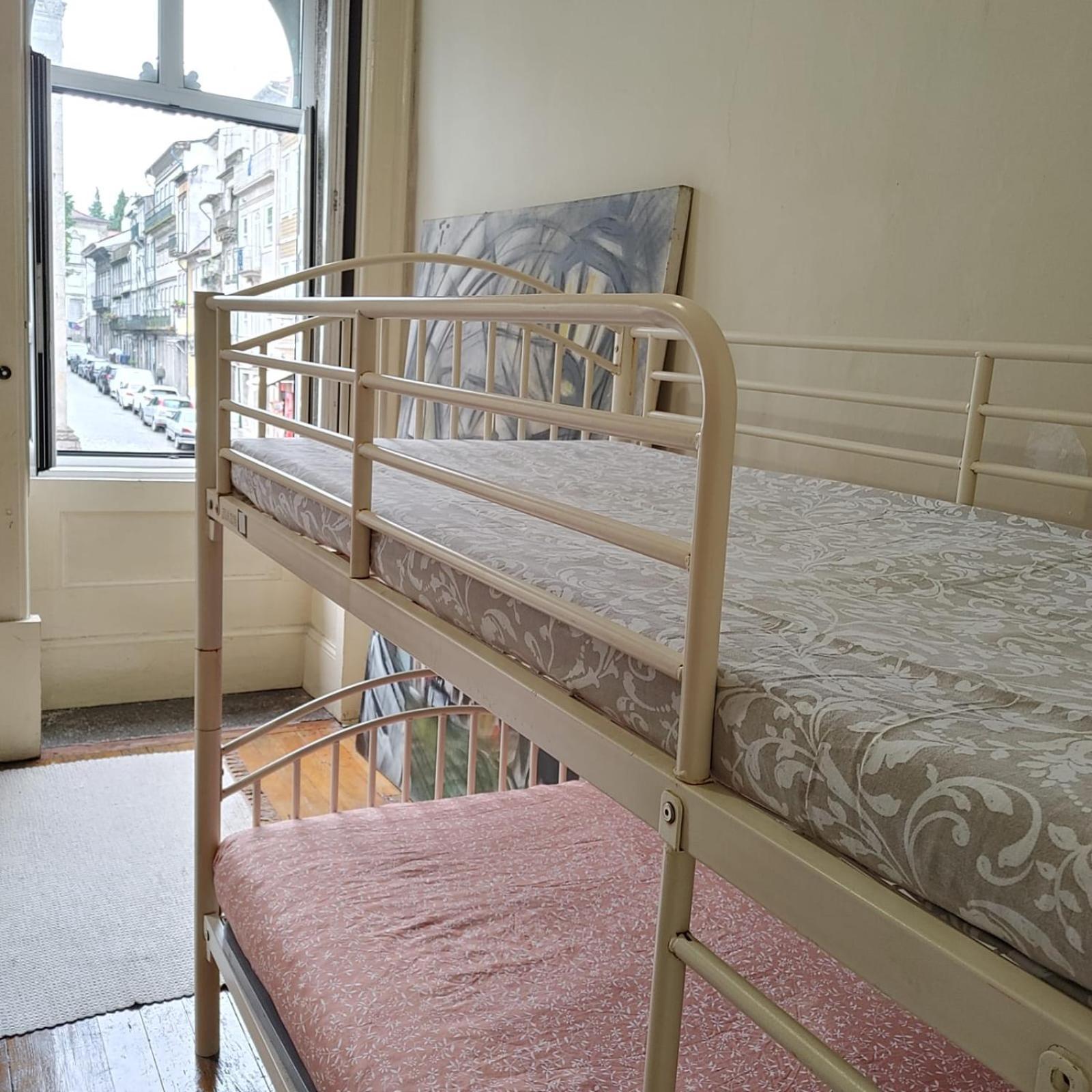 Dans L'Atelier Hostel Unidade Porta Nova 브라가 외부 사진